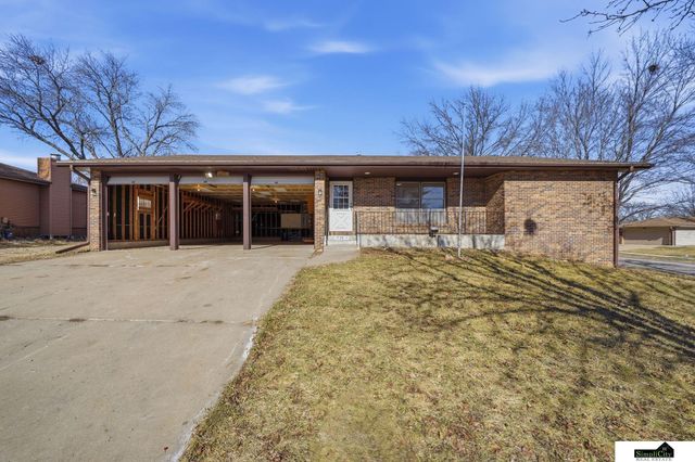 1720 Fairfield Street, Lincoln, NE 68521