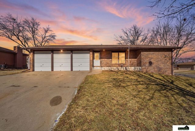 1720 Fairfield Street, Lincoln, NE 68521