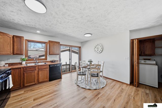 1720 Fairfield Street, Lincoln, NE 68521