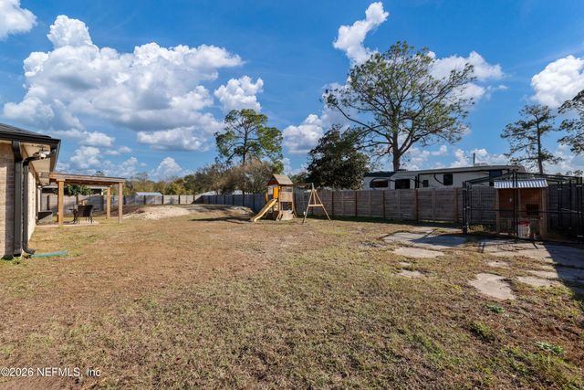 27411 W 11TH Avenue, Hilliard, FL 32046