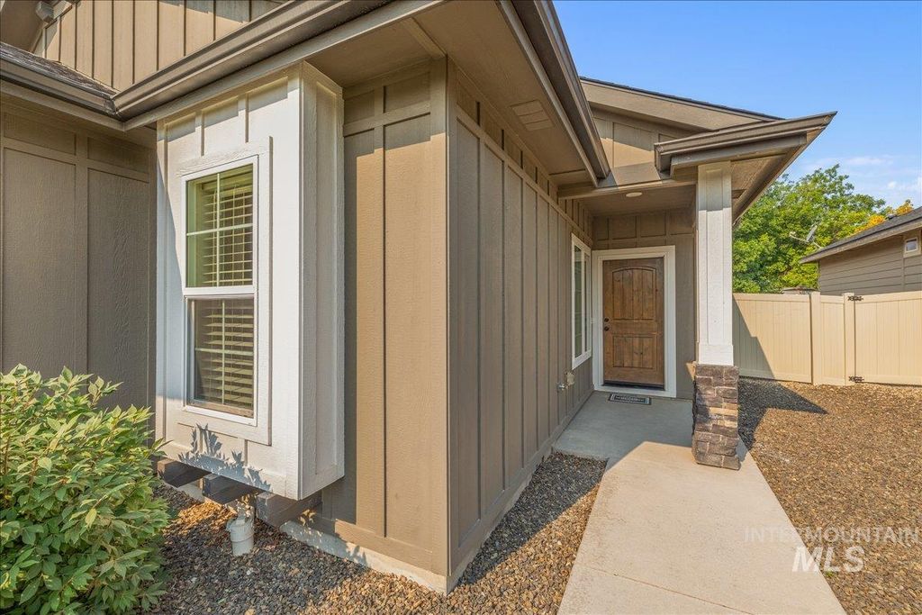 5002 S Lava Springs Loop, Nampa, ID 83686 photo 5