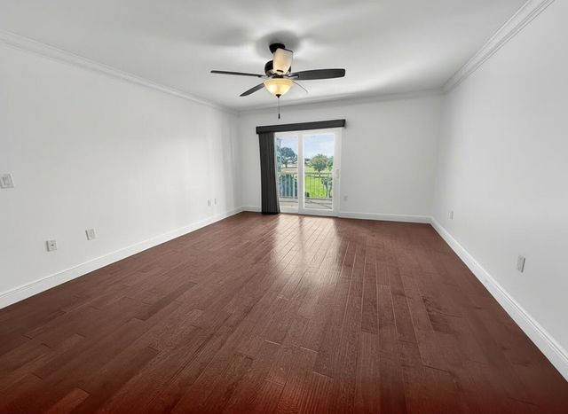 145 Atlantis Boulevard 302, Atlantis, FL 33462