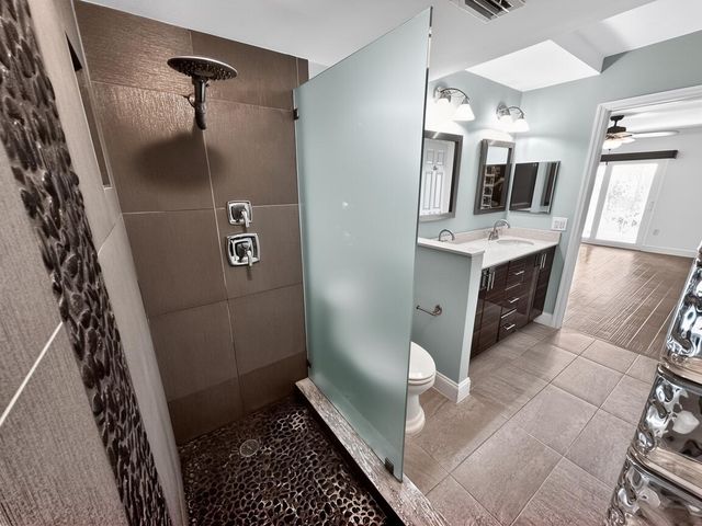 145 Atlantis Boulevard 302, Atlantis, FL 33462