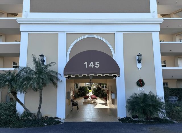 145 Atlantis Boulevard 302, Atlantis, FL 33462