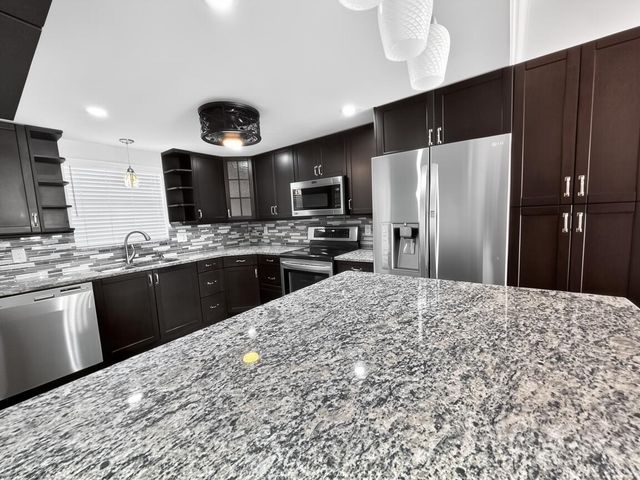 145 Atlantis Boulevard 302, Atlantis, FL 33462
