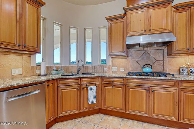 1216 Titania Court, Las Cruces, NM 88007