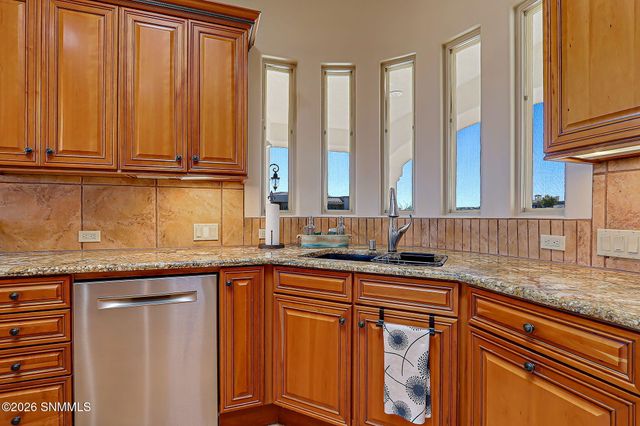 1216 Titania Court, Las Cruces, NM 88007