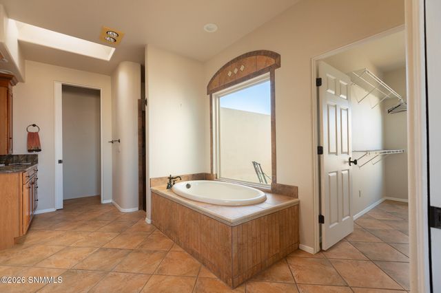 1216 Titania Court, Las Cruces, NM 88007