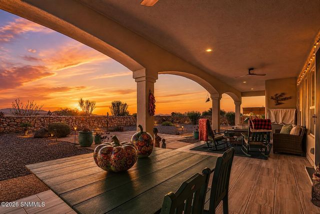 1216 Titania Court, Las Cruces, NM 88007