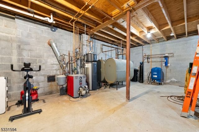 2 Clover Ave, Mansfield Twp., NJ 07882