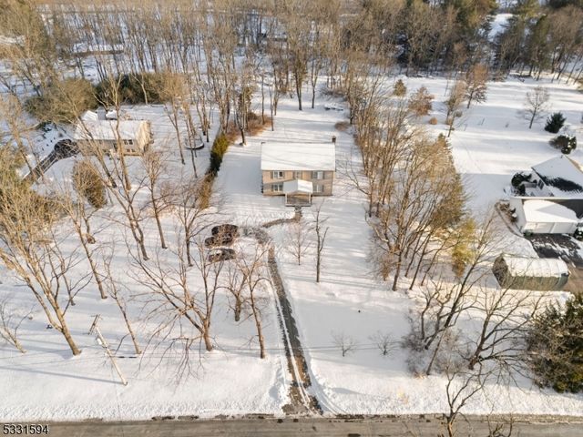 2 Clover Ave, Mansfield Twp., NJ 07882