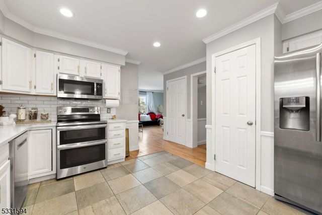 2 Clover Ave, Mansfield Twp., NJ 07882