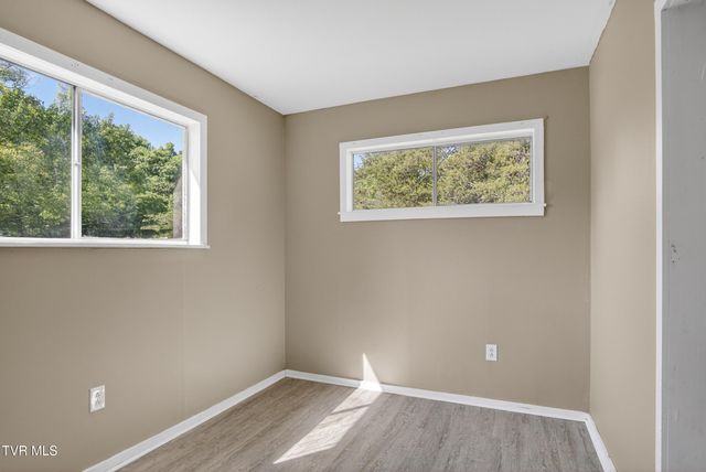 2400 Westwood Road, Mohawk, TN 37810