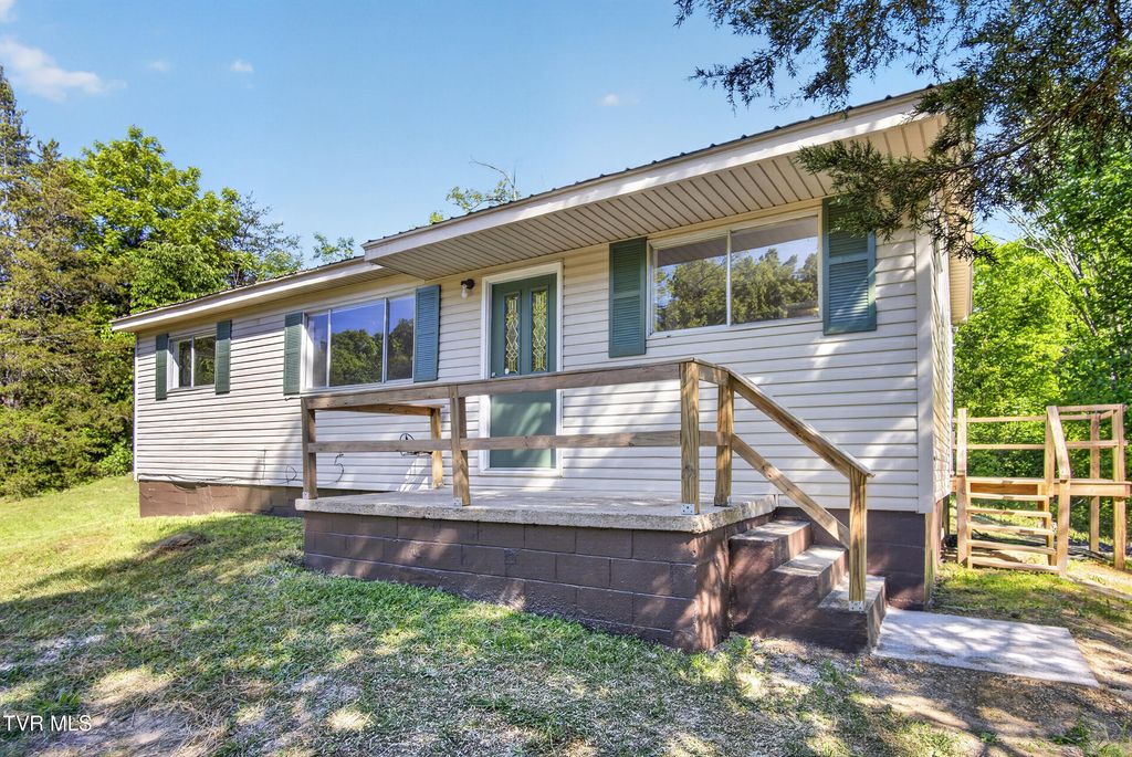 2400 Westwood Road, Mohawk, TN 37810