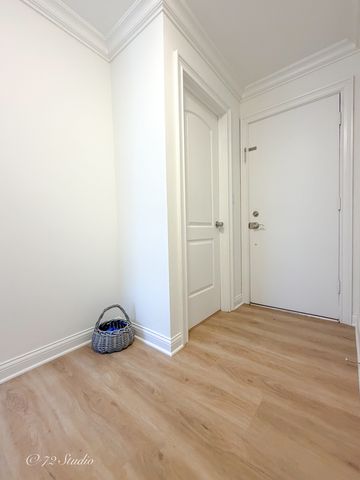 5 Echo Court 12, Vernon Hills, IL 60061