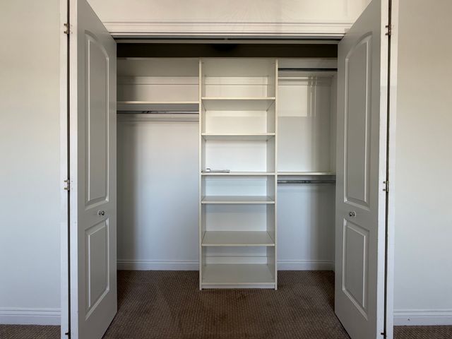 5 Echo Court 12, Vernon Hills, IL 60061