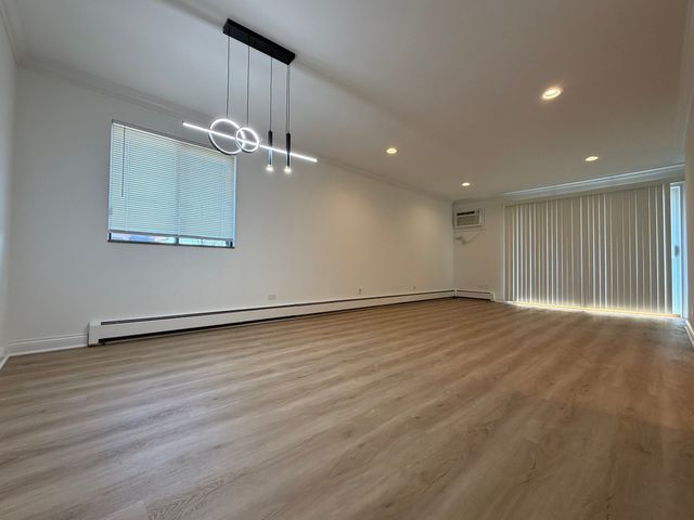 5 Echo Court 12, Vernon Hills, IL 60061