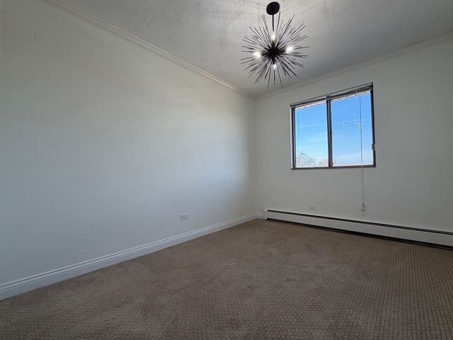 5 Echo Court 12, Vernon Hills, IL 60061