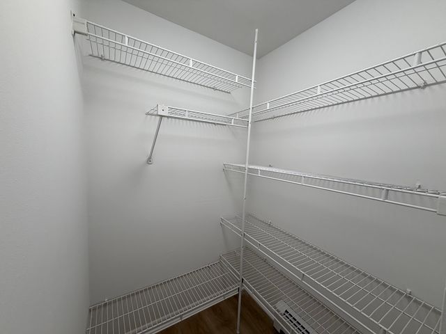 5 Echo Court 12, Vernon Hills, IL 60061