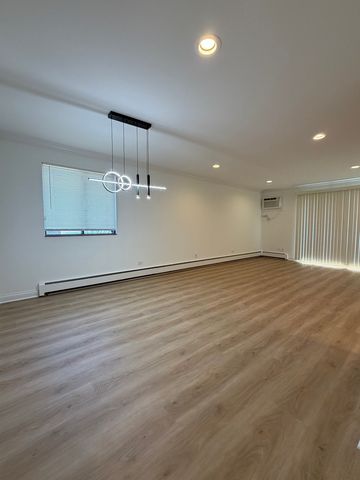 5 Echo Court 12, Vernon Hills, IL 60061