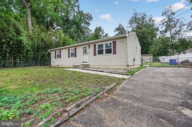 2206 WALNUT AVE, Hainesport, NJ 08036