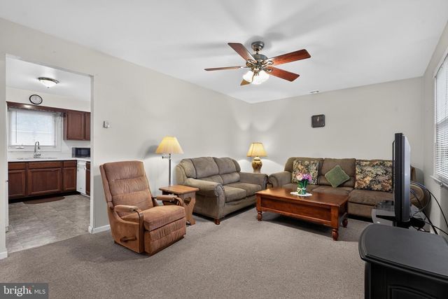 2206 WALNUT AVE, Hainesport, NJ 08036