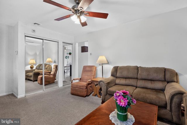 2206 WALNUT AVE, Hainesport, NJ 08036