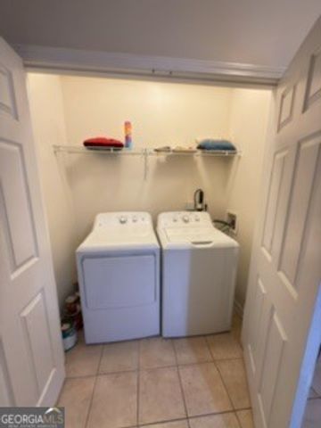 121 Village Drive, Loganville, GA 30052