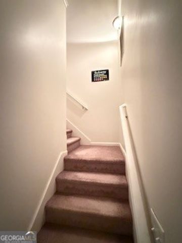 121 Village Drive, Loganville, GA 30052