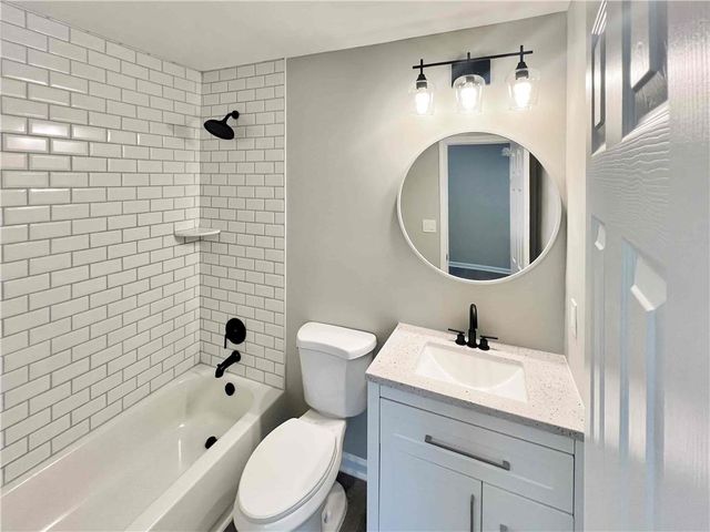 3573 Kennesaw Station Drive NW, Kennesaw, GA 30144