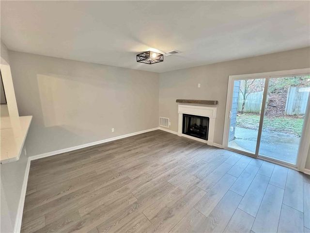 3573 Kennesaw Station Drive NW, Kennesaw, GA 30144