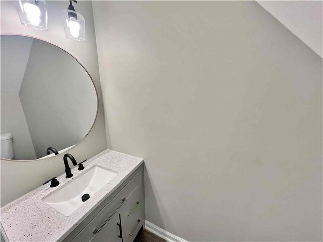 3573 Kennesaw Station Drive NW, Kennesaw, GA 30144