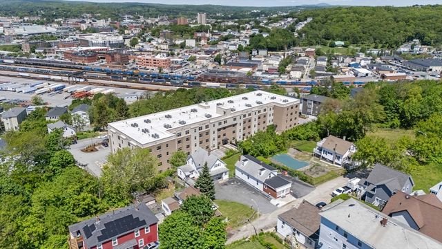 11 Shale St, Worcester, MA 01604