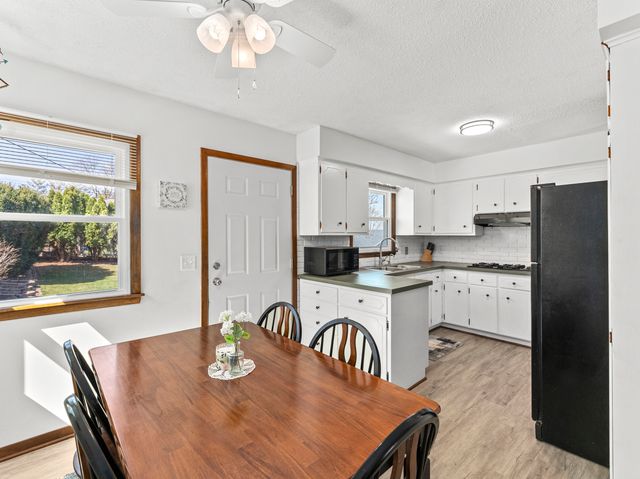 2628 N Gayman Avenue, Davenport, IA 52804