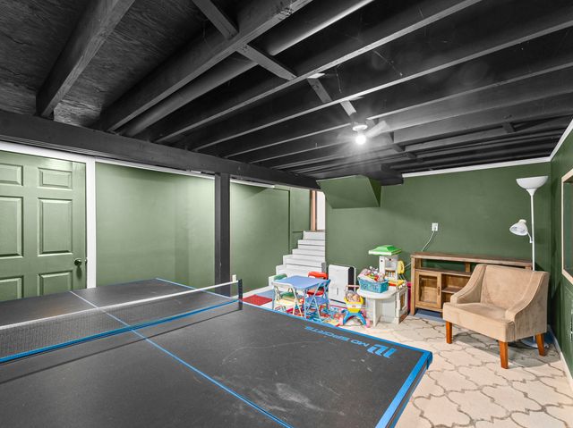 2628 N Gayman Avenue, Davenport, IA 52804