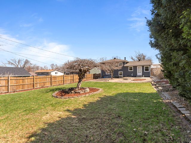 2628 N Gayman Avenue, Davenport, IA 52804