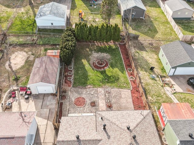 2628 N Gayman Avenue, Davenport, IA 52804