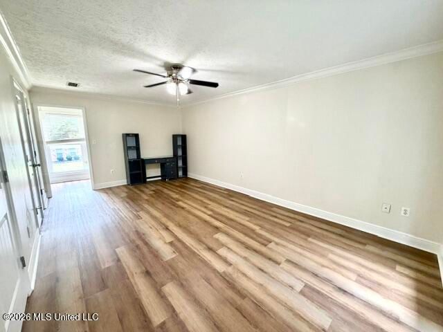 825 Warren Street, Pascagoula, MS 39567
