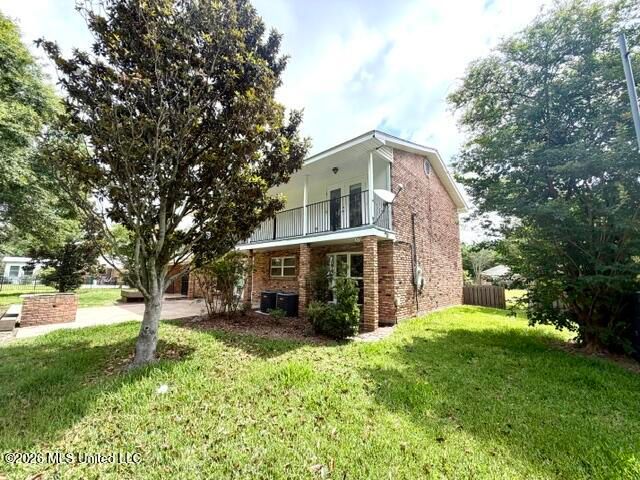 825 Warren Street, Pascagoula, MS 39567