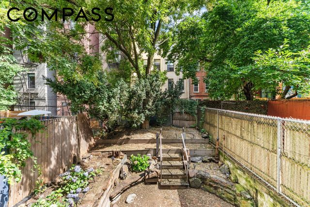 251 W 122nd Street, New York City, NY 10027