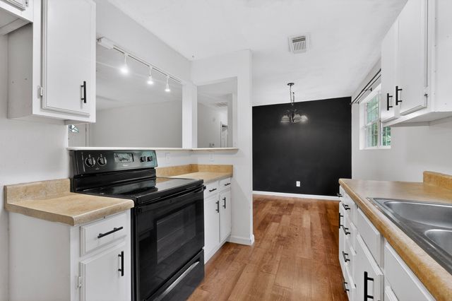 701 E Brin Street, Terrell, TX 75160