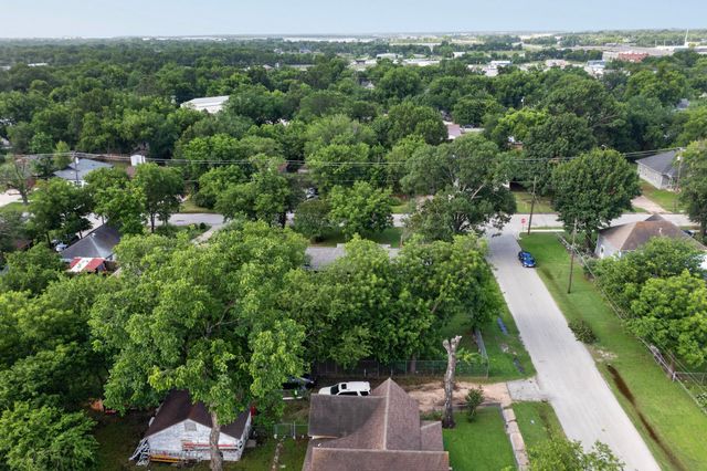 701 E Brin Street, Terrell, TX 75160