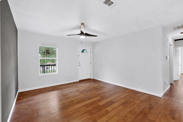 701 E Brin Street, Terrell, TX 75160