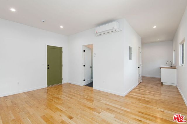 3700 W Sunset Boulevard 3, Los Angeles, CA 90026