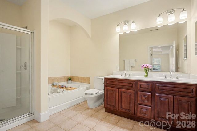 6605 Central Pacific Avenue, Charlotte, NC 28210