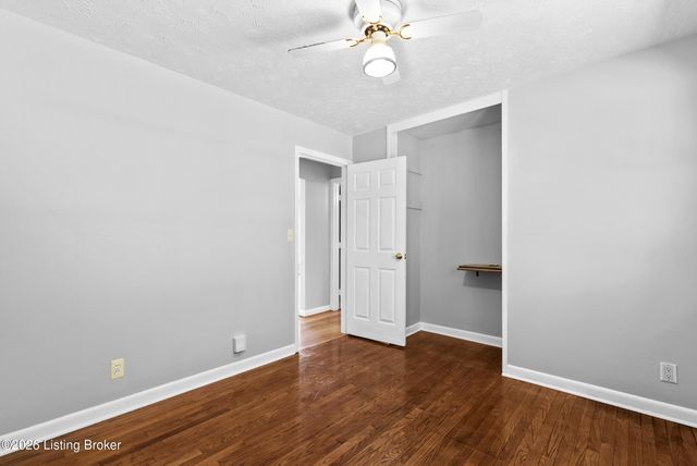 3021 Vogue Ave, Louisville, KY 40220