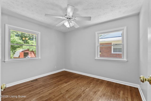 3021 Vogue Ave, Louisville, KY 40220