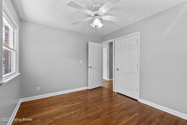 3021 Vogue Ave, Louisville, KY 40220