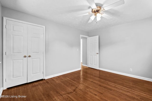 3021 Vogue Ave, Louisville, KY 40220