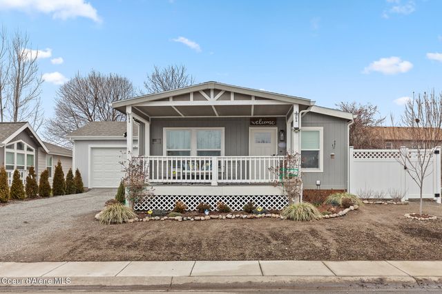 1664 W Bounty LOOP, Hayden, ID 83835